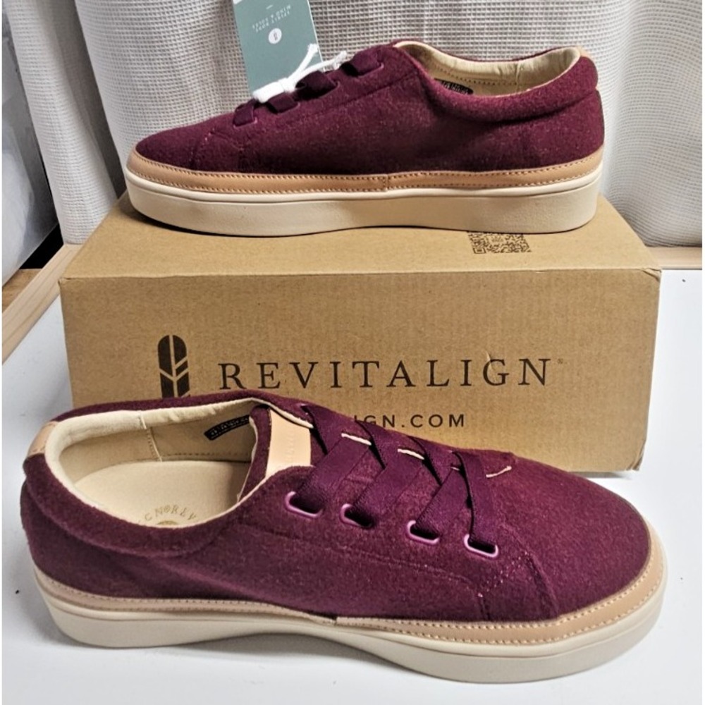 REVITALIGN Women's Malibu Morgan Sneaker  Orchid  8B wool polyester‎ blend upper